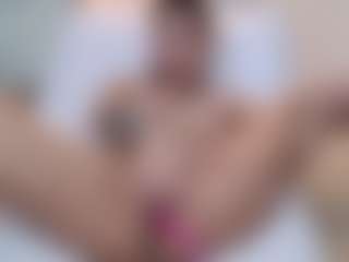 Lenna's Live Sex Cam Show