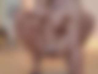 Lenna's Live Sex Cam Show