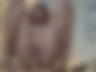 Lenna's Live Sex Cam Show