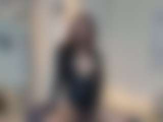 Lenna's Live Sex Cam Show