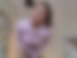 Lenna's Live Sex Cam Show