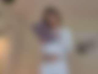Lenna's Live Sex Cam Show