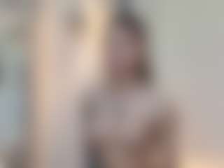 Live cam show with Lenna - Brown Hair Petite on Camsoda