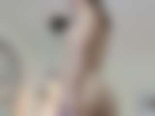 Lenna's Live Sex Cam Show
