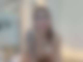 Lenna's Live Sex Cam Show