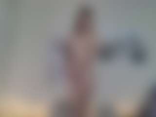 Lenna's Live Sex Cam Show