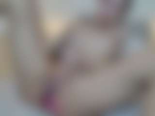 Lenna's Live Sex Cam Show