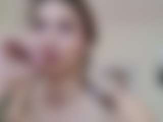 Live cam show with Lenna - HD on Camsoda
