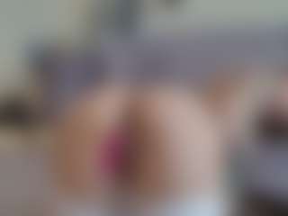 Lenna's Live Sex Cam Show
