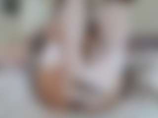Lenna's Live Sex Cam Show