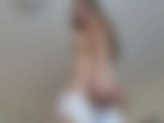 Lenna's Live Sex Cam Show