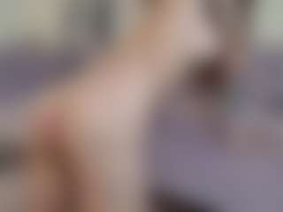 Lenna's Live Sex Cam Show