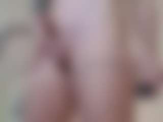 Lenna's Live Sex Cam Show