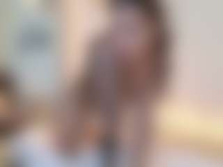 Live cam show with Lenna - Busty on Camsoda