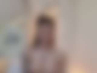 Lenna's Live Sex Cam Show
