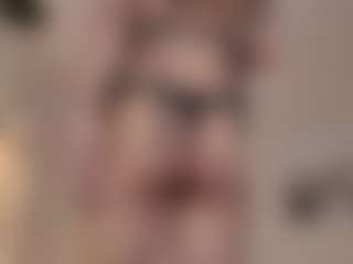 Lenna's Live Sex Cam Show