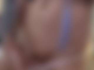 Lenna's Live Sex Cam Show