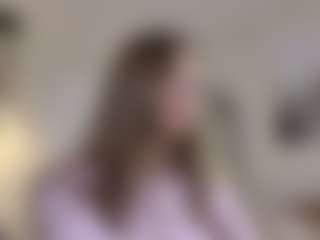 Lenna's Live Sex Cam Show