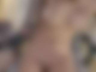 Lenna's Live Sex Cam Show