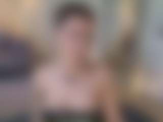 Lenna's Live Sex Cam Show