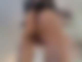 Lenna's Live Sex Cam Show