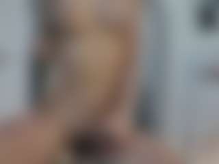 Lenna's Live Sex Cam Show