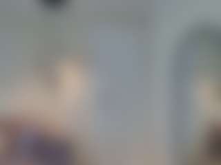 Live cam show with Lenna - Skinny on Camsoda
