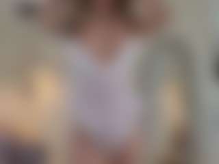 Lenna's Live Sex Cam Show