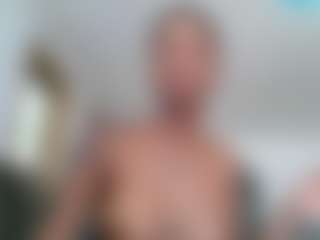 Slim Busy's Live Sex Cam Show