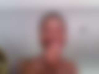 Slim Busy's Live Sex Cam Show