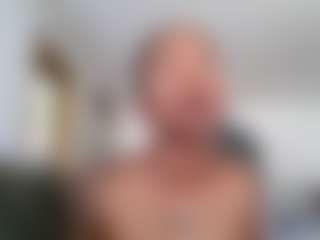 Slim Busy's Live Sex Cam Show
