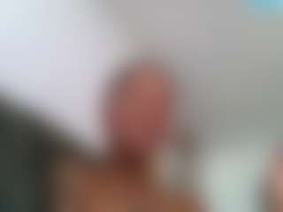 Slim Busy's Live Sex Cam Show