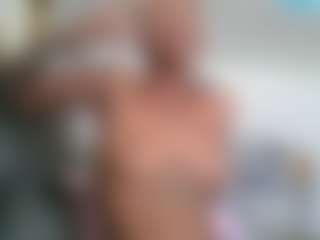 Slim Busy's Live Sex Cam Show