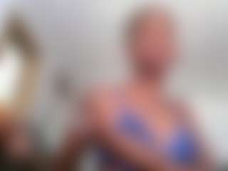 Slim Busy's Live Sex Cam Show