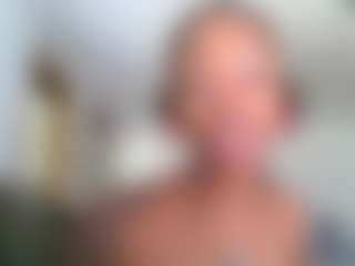 Slim Busy's Live Sex Cam Show