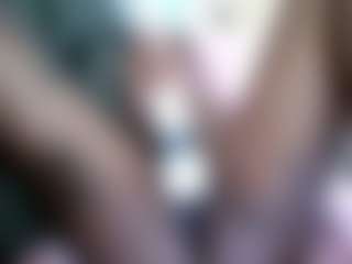 Slim Busy's Live Sex Cam Show