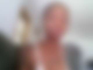 Slim Busy's Live Sex Cam Show