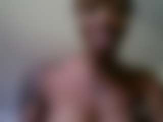 Slim Busy's Live Sex Cam Show