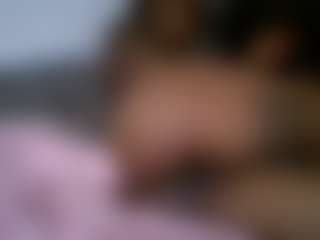 Live cam show with Slim Busy - Black Small Tits on Gym Cam Girls
