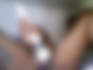 Slim Busy's Live Sex Cam Show