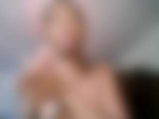 Slim Busy's Live Sex Cam Show