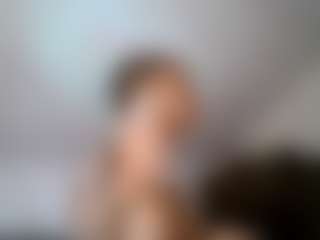 Live cam show with Slim Busy - Strip on Camsoda