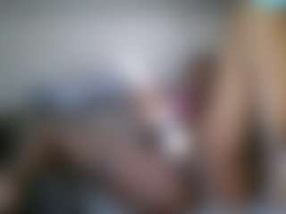 Slim Busy's Live Sex Cam Show