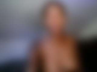 Slim Busy's Live Sex Cam Show