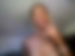 Slim Busy's Live Sex Cam Show