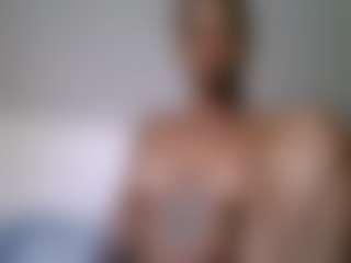 Slim Busy's Live Sex Cam Show