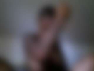 Slim Busy's Live Sex Cam Show