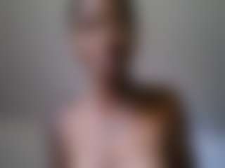 Slim Busyyy's Live Sex Cam Show