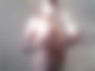 Slim Busyyy's Live Sex Cam Show