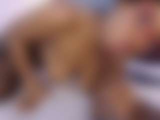 Live cam show with DeysiPotter - Squirt on liverealitysex.com